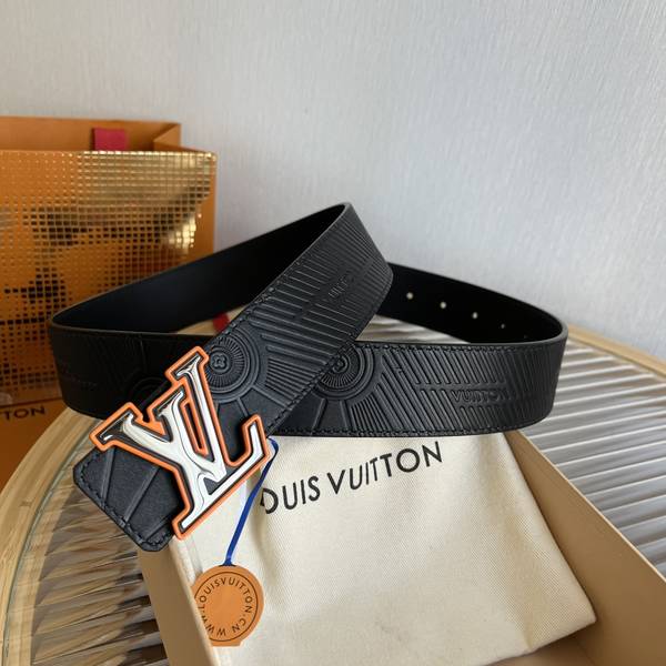 Louis Vuitton 40MM Belt LVB00314